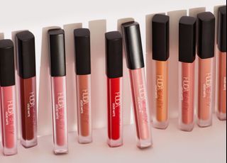🔸Authentic Guarantee🔸Huda Beauty Liquid Matte Lipstick (Multiple Colors Available)64227220858626110