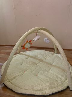 (Category: ) located in . Submitted by orkedandflowers (Listing ID 1398095735, Image 1). Description: .