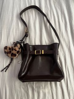 (Category: ) located in . Submitted by shoplove (Listing ID 1398099315, Image 1). Description: .