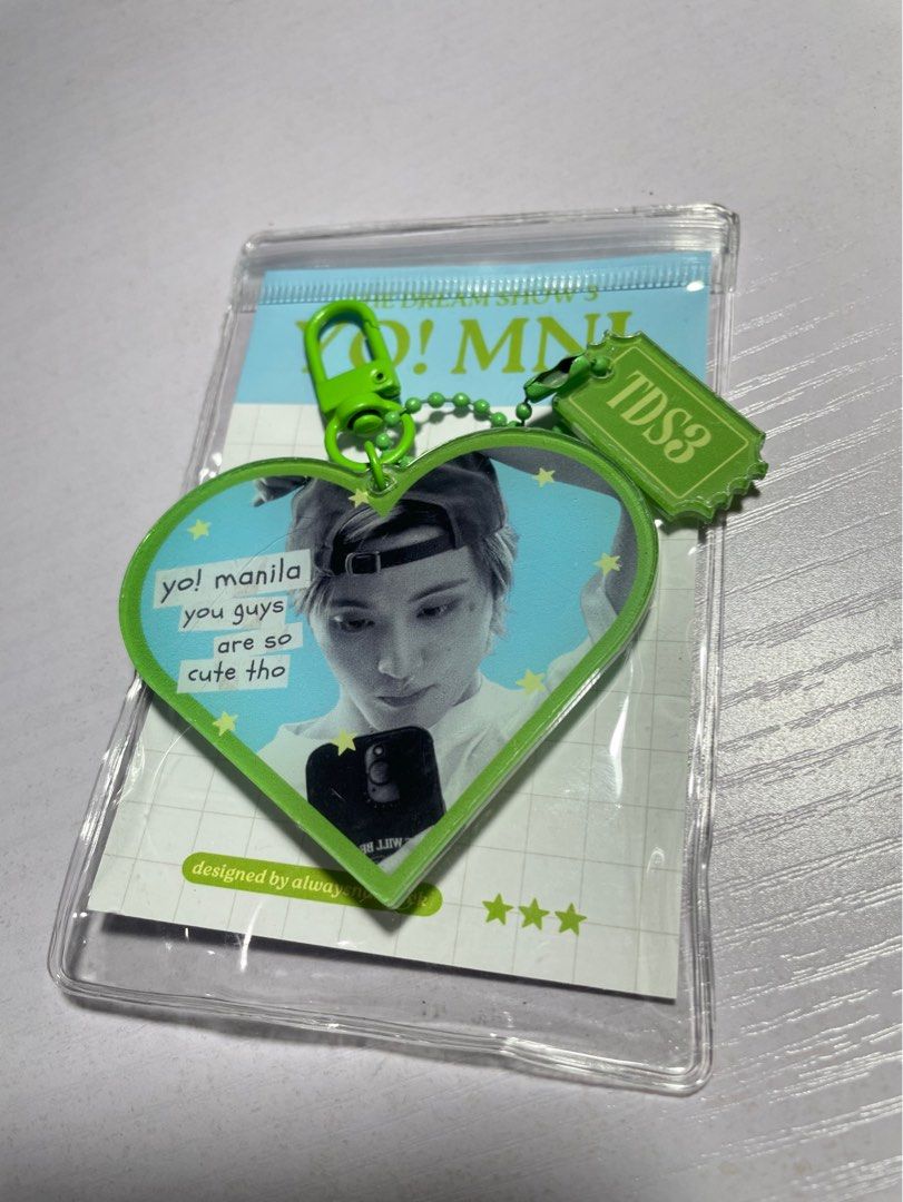 mark lee tds3 keyring (Category: Character Goods) located in Mandaluyong City. Submitted by siynea (Listing ID 1398004499, Image 1). Description: mark lee tds3 keyring - decluttering - plastic film still intact :).
