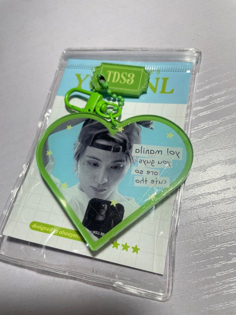 mark lee tds3 keyring (Category: Character Goods) located in Mandaluyong City. Submitted by siynea (Listing ID 1398004499, Image 2). Description: mark lee tds3 keyring - decluttering - plastic film still intact :).