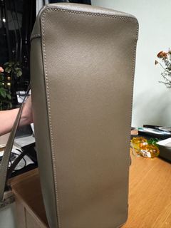 （分類：）位於 。 由 emma_424 提交（商品編號 1398131664，圖片 1）。簡介： 。