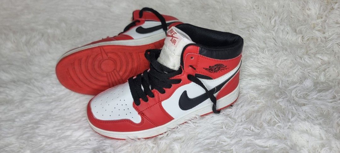 Nike Air Jordan 1 Retro High size 36 class A (Category: Sneakers) located in Marikina City. Submitted by andreah_16 (Listing ID 1398060404, Image 1). Description: - Nike Air Jordan 1 Retro High - Colorway: Red, White, and Black - Features Nike swoosh - Black laces - Red sole - Nike Air logo on tongue -class A -used once.