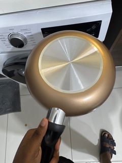 (Category: ) located in . Submitted by idkfindout (Listing ID 1398114019, Image 1). Description: .