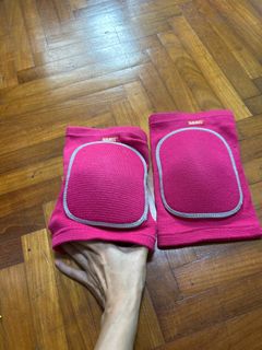 (Category: ) located in . Submitted by prettaylady (Listing ID 1398013683, Image 1). Description: .