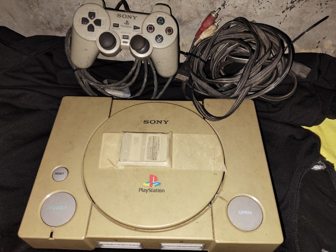 Playstation 1 (Category: PlayStation) located in Mandaluyong City. Submitted by paulampsells (Listing ID 1398038538, Image 1). Description: negotiable playstation. name your price, as I really don't know if it's still working cause I can't test it.. but it sure is working before it went to the storage...this thing is just sitting inside the cabinet for so many years.. but I know it's rare nowadays, so if there's anyone interested, please message 