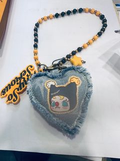 （分類：）位於 。 由 asianap 提交（商品編號 1398001069，圖片 1）。簡介： 。