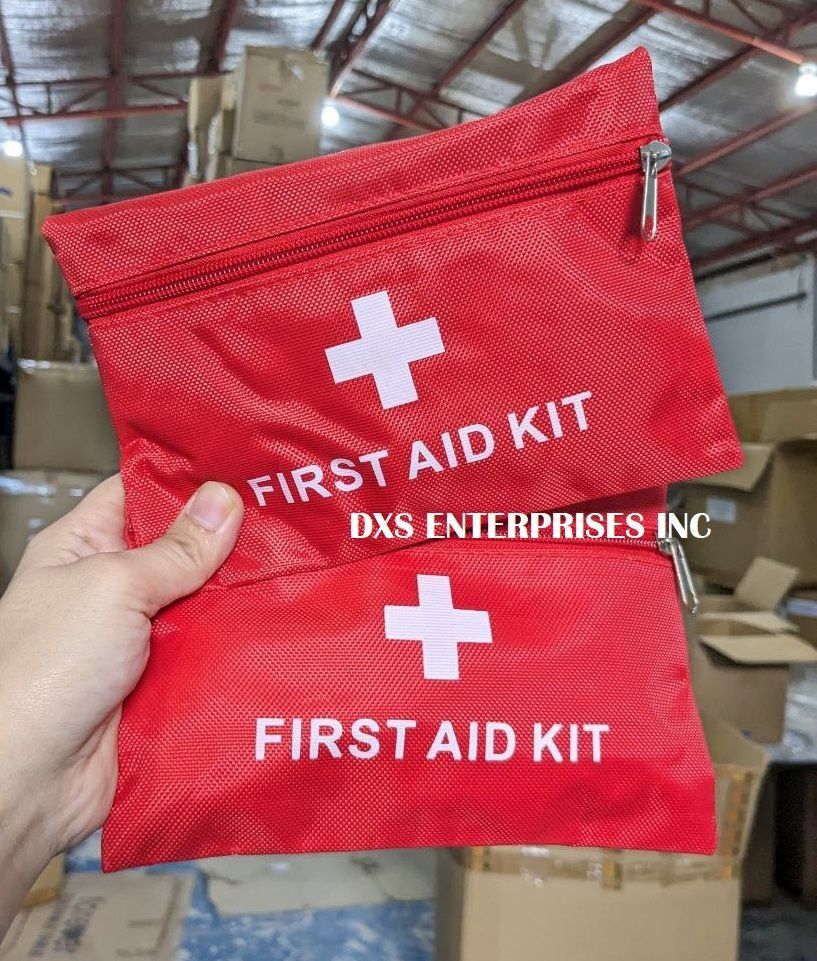 POUCH FIRST AID KIT WITH CONTENT (Category: Medical Supplies & Tools) located in Quezon City. Submitted by zyra26 (Listing ID 1397985289, Image 1). Description: This comprehensive kit is designed for family emergency care and comes in a compact, waterproof EVA case. Inside, the contents are organized in multiple pouches and compartments. A refill kit for this product is also available separately..