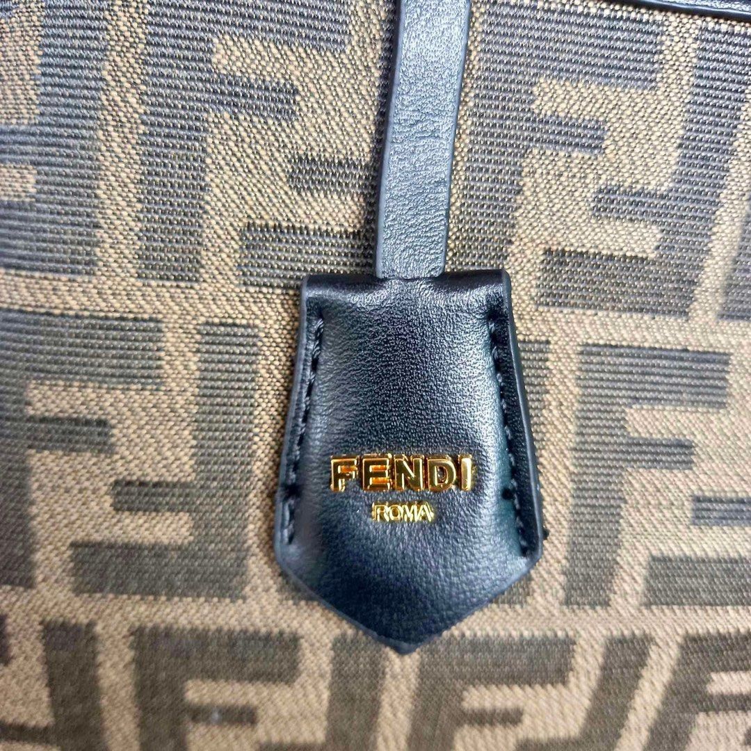 Preloved Fendi (Category: Luxury Bags & Wallets) located in Pasay City. Submitted by angelarnesto (Listing ID 1398071227, Image 3). Description: Preloved Fendi Bag. Very usable specially for travel. Thrift source. .
