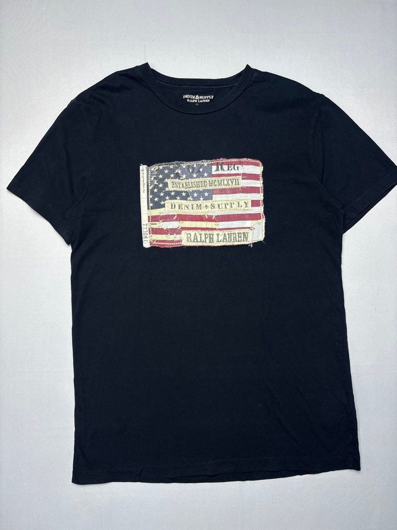 RALPH LAUREN DENIM & SUPPLY US FLAG (Category: Tshirts & Polo Shirts ) located in San Fernando. Submitted by viibodegaaa (Listing ID 1398054799, Image 1). Description: Item: RALPH LAUREN DENIM & SUPPLY US FLAG Size: S Width: 19’ Length: 27.5’ Shoulder: 17’ Sleeve: 8’ Condition: excellent Price: 1080.