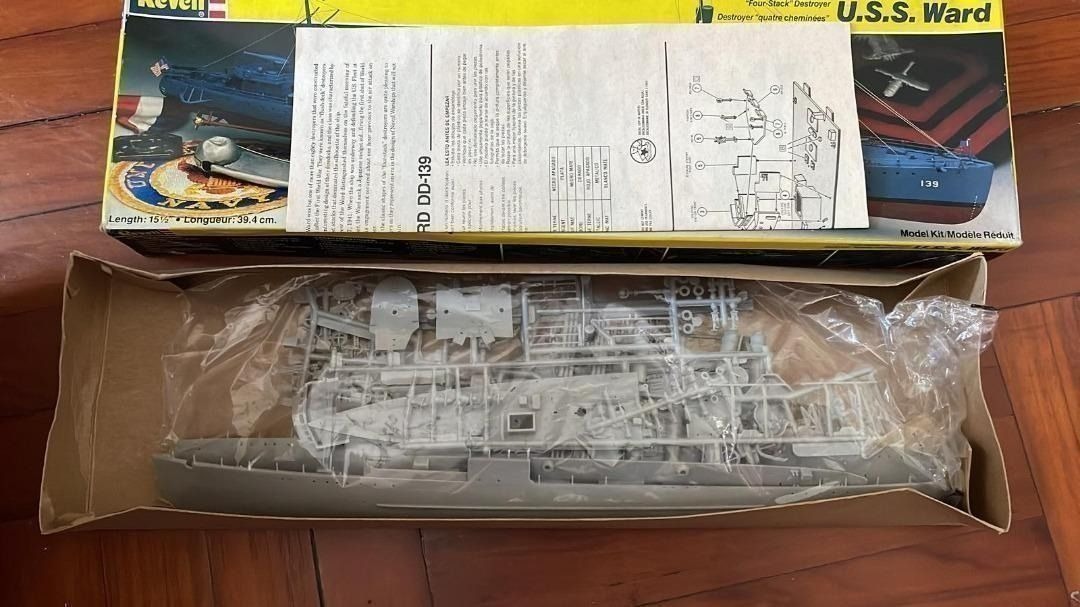 Revell USS Ward Four Stack Destroyer model 華德號驅逐艦模型, 興趣及遊戲, 玩具 & 遊戲類 ...