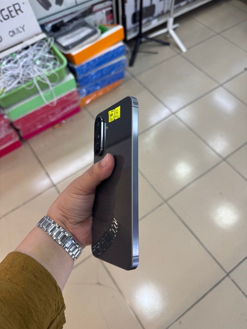 Samsung A56 5G 256gb FU NTC No issue (Category: Samsung) located in San Juan City. Submitted by keannagadgetph (Listing ID 1398017357, Image 3). Description: Available Units for today's POST! Samsung A56 5G / 256gb / FU / NTC - good condition - 95% Makinis - good battery - no issue / repair - Any colors available ~ Accepting SWAP / TRADE IN / INSTALLMENT / BINTA UNIT ~ CASH ON DELIVERY METRO MANILA / LBC PAYMENT FIRST ~ Store location GREENHILLS 