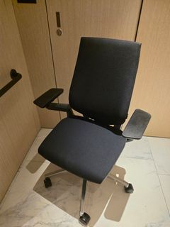 （分類：）位於 。 由 hooolc 提交（商品編號 1398035489，圖片 1）。簡介： 。