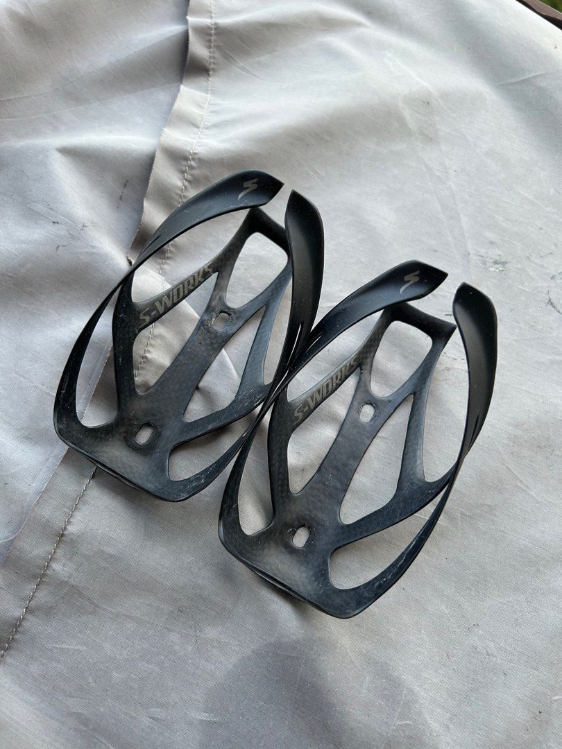 S-Works Rib Cage Bottle Cages (Category: Parts & Accessories) located in Singapore. Submitted by whitearrows (Listing ID 1398084855, Image 1). Description: In good working condition $80 for a pair .