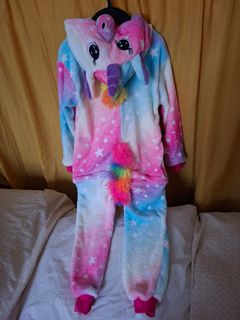 (Category: ) located in . Submitted by cloudcerine (Listing ID 1398002840, Image 1). Description: .
