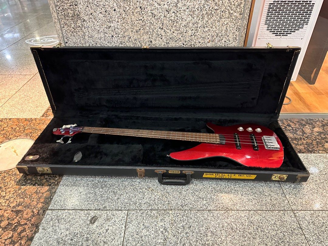 Yamaha RBX A2 A.I.R. Bass Guitar, 4-String, Hobbies & Lifestyle