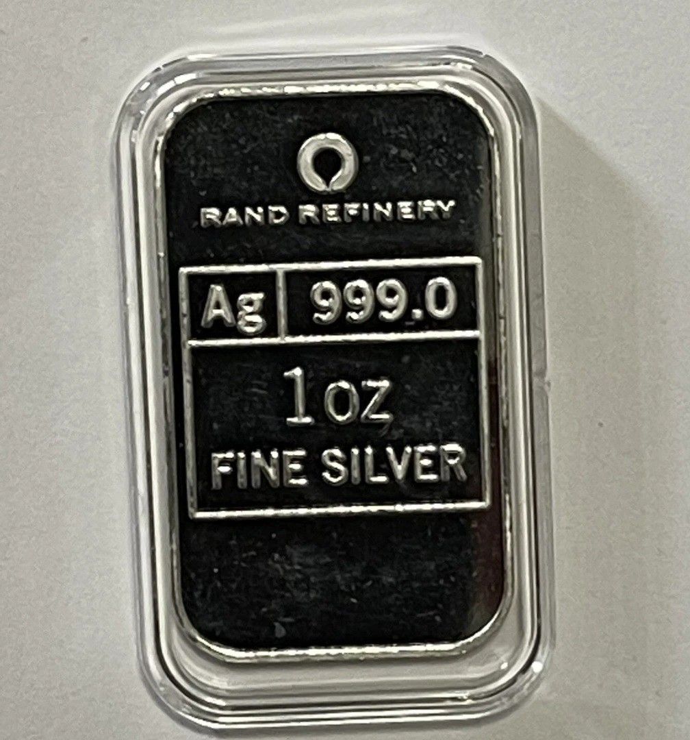 2013 Silver Snake Bar Rand Refinery LBMA 1oz 9999 Pure Silver Ag CHEAPEST (Category: Currency) located in Singapore. Submitted by twsp_ (Listing ID 1397814270, Image 2). Description: 2013 Rand Refinery Silver Year of the Snake Bar 1Oz Pure Silver LBMA Certified Refinery Good for Collection or Investment CHEAPEST ON MARKET, fixed price PM for more info Tracked Postage available for additional $3.