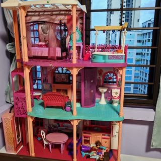 (Category: ) located in . Submitted by clemmyclemclem (Listing ID 1398326903, Image 1). Description: .