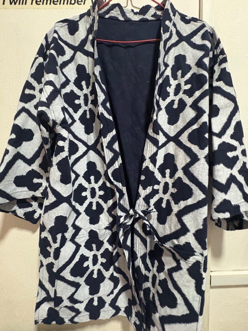Batik sets (Category: Traditional & Ethnic wear) located in Singapore. Submitted by clearing__ (Listing ID 1398330620, Image 1). Description: Bought it at a much higher price my loss ur gain selling as a set at $40 (kimono + pants).