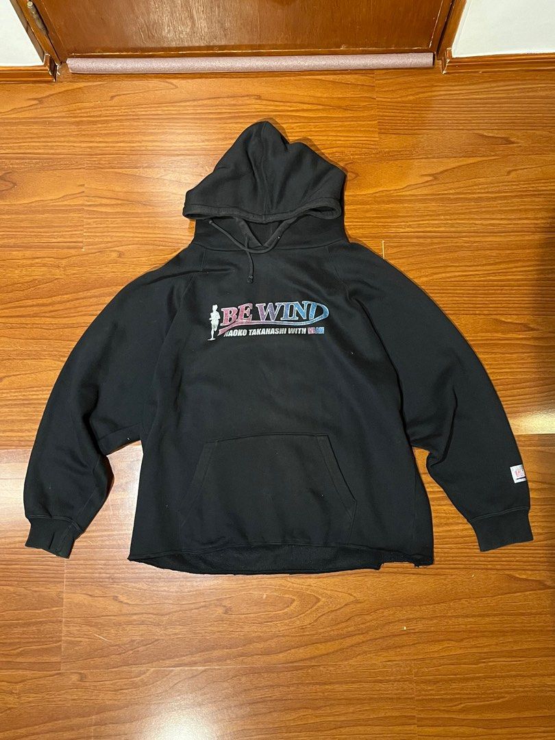 Be Wind Hoodie (Category: Hoodies) located in Paranaque City. Submitted by fonzgup (Listing ID 1398200421, Image 1). Description: L 23.5 W 21.5 Cut Hem.