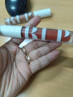 (Kategori: ) berada di . Dikirim oleh ayanara (ID iklan 1398229239, Gambar 1). Deskripsi: .