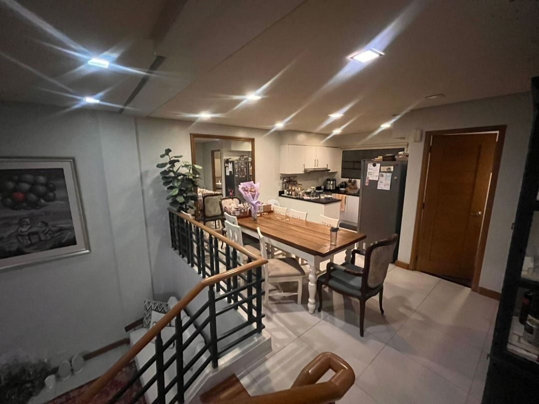Circulo Verde Garden Homes (Category: Apartments & Condos) located in Muntinlupa City. Submitted by matthewdavemanuel (Listing ID 1398178210, Image 2). Description: 4 Storey Townhouse Lot Area: 58.75 sqm Floor Area: 191 sqm 2 Car Garage 3 Bedrooms 3 Toilet & Bath Living Area Dining Area Kitchen Maids area with bathroom.