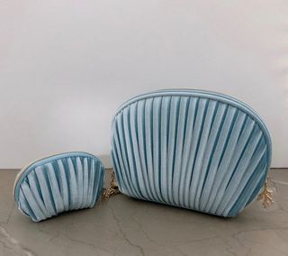 cle de peau 貝殼化妝袋兩件套64176333357314110