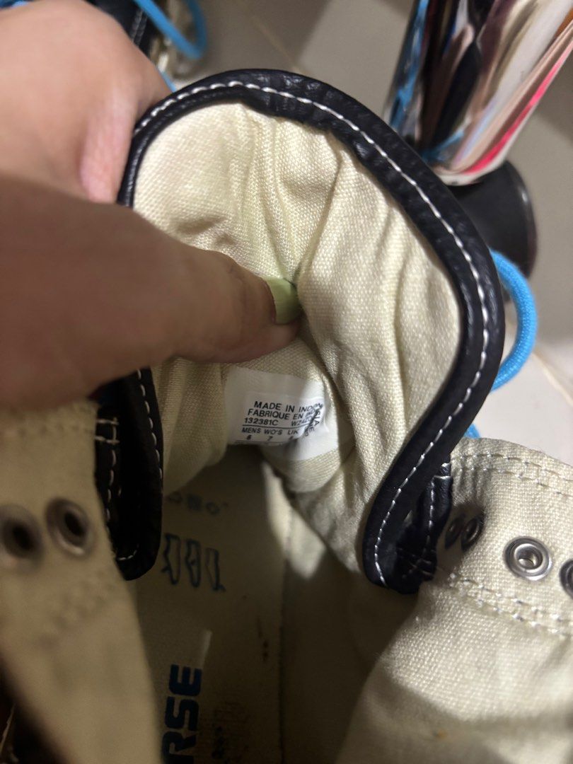 Converse Chuck Taylor All Star Hiker Leather (Category: Sneakers) located in Quezon City. Submitted by krishnamnl (Listing ID 1398327262, Image 3). Description: .