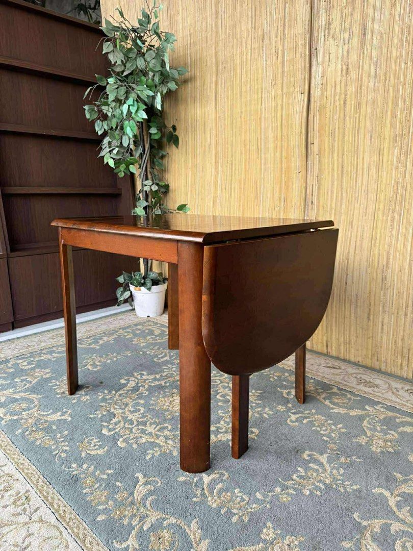 Extendable table (Category: Other Home Furniture) located in Malolos. Submitted by ramoslaras82250 (Listing ID 1398211323, Image 3). Description: .