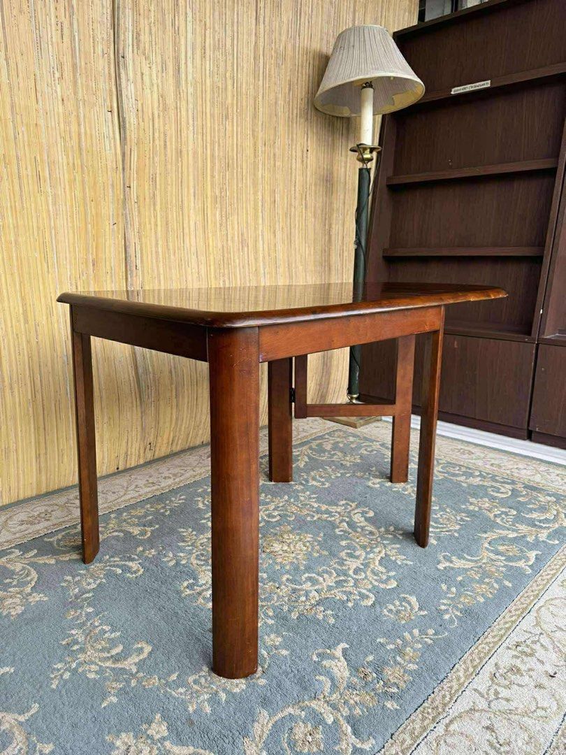 Extendable table (Category: Other Home Furniture) located in Malolos. Submitted by ramoslaras82250 (Listing ID 1398211323, Image 1). Description: .