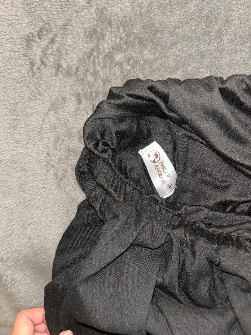 FHILAR Apparel Bubble Skirt (Category: Skirts) located in Binan City. Submitted by mid.elle (Listing ID 1398218817, Image 3). Description: - Black bubble skirt bought from TikTok shop -Used only once.
