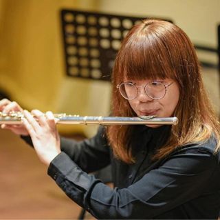 （分類：）位於 。 由 kam_flutist 提交（商品編號 1345617291，圖片 1）。簡介： 。