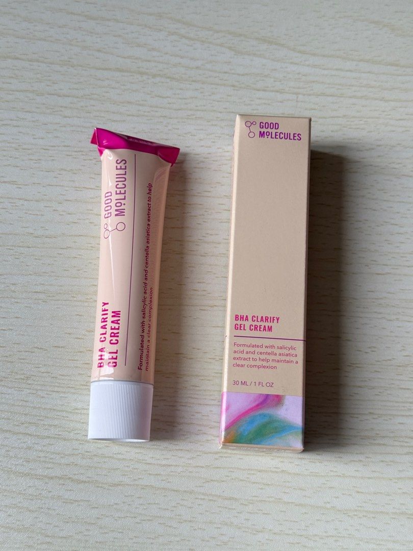 Good Molecules BHA Clarify Gel Cream (30ml) (Category: Face Care) located in Quezon City. Submitted by alohacart (Listing ID 1398257582, Image 2). Description: Formulated with salicylic acid and centella asiatica extract to help maintain a clear, balanced complexion. Great for acne-prone or oily skin. Brand new Size: 30ml / 1 fl oz SRP: P645 RFS: extra Mode of Payment: GCash / BDO Location: Quezon City 📦 Mode of Delivery: J&T Express / Same-day 