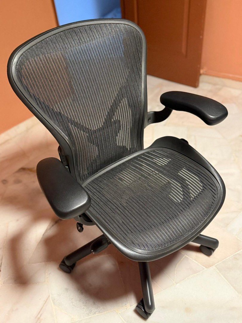 Herman Miller Aeron Remastered Size B, Furniture & Home Living