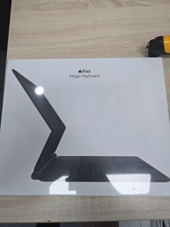 iPad Magic Keyboard 12.9
