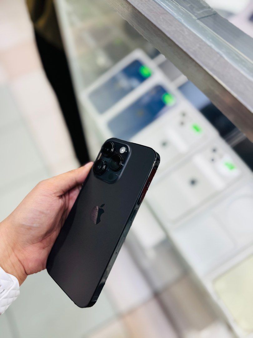 Iphone 14 Pro 256GB 96BH no issues Globelocked NTC approved (Category: iPhone 14 Series) located in San Juan City. Submitted by najihahtelecomshop2018 (Listing ID 1398309872, Image 2). Description: Legit Store | Original unit FOR SALE | TRADE / SWAP ▫️INSTALLMENT thru: 🔸Credit Card (straight / installment) 🔸Ggives / Gcredit + 6% interest 🔸Spay Later + 6% interest (RFS: Buy and Sell any kinds of Gadgets) Description: iPhone 14 Pro 256GB ( other