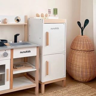 (Category: ) located in . Submitted by shopewe (Listing ID 1398331848, Image 1). Description: .