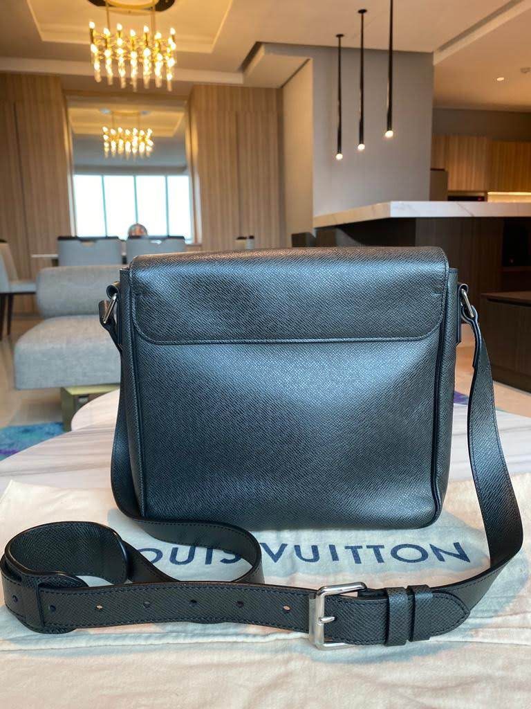 LV Louis Vuitton (Category: Luxury Bags & Wallets) located in Taguig. Submitted by dianek01 (Listing ID 1398180979, Image 3). Description: Authentic LV ROMAN PM TAIGA Leather 100% money back guarantee With original dustbag and receipt in very good condition 26 x 25 x 6.5 cm ( length x height x width ) - Taiga cowhide leather - Textile lining - Cowhide leather trim - Silver colored metallic pieces - Zip closure - Adjustable and non-removable leath