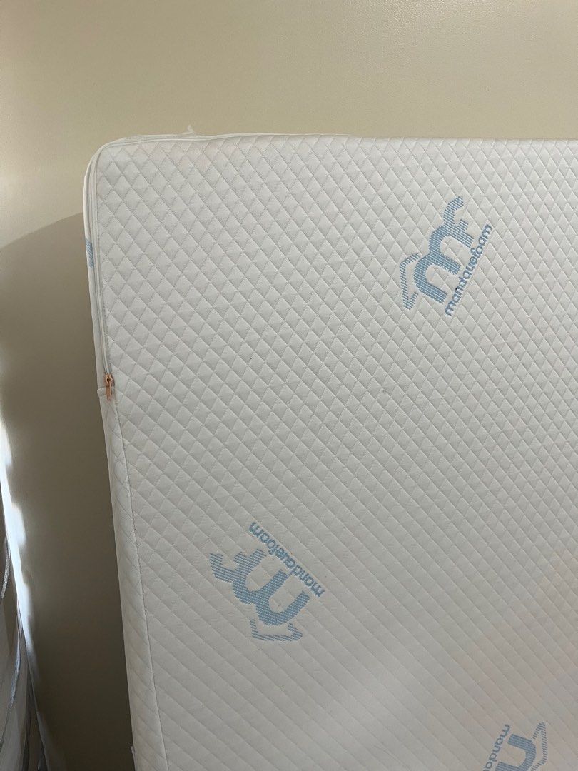 Mandaue Foam Flex Premium Cool Mattress - Queen (Category: Bed Frames & Mattresses) located in Taguig. Submitted by minimomlist (Listing ID 1398267530, Image 2). Description: - Queen-sized Mandaue Foam Flex Premium Cool Mattress -Queen size,8x60x75 - Zipper on the side, washable cover - Original price: ₱19,400.00, selling for 10k -have a few yellow stains but washable TAKE AS IS.