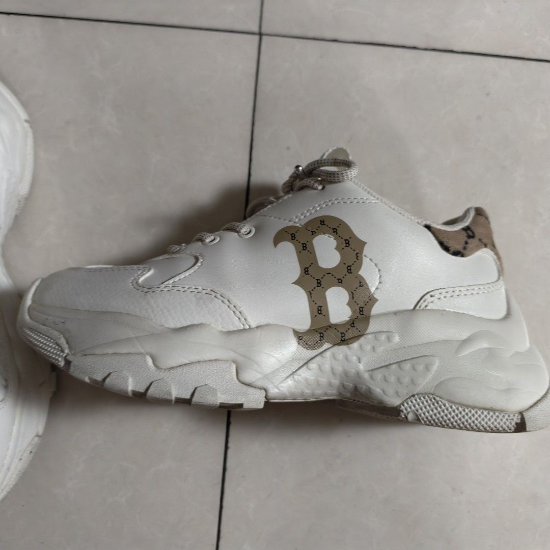 MLB Boston White Sneakers size 36.5 (Category: Sneakers) located in Manila. Submitted by annecale (Listing ID 1398321538, Image 2). Description: bought it around 6k from hk - White sneakers - Chunky sole - MLB Boston logo detail - Light grey laces - Patterned inner lining - Good condition.