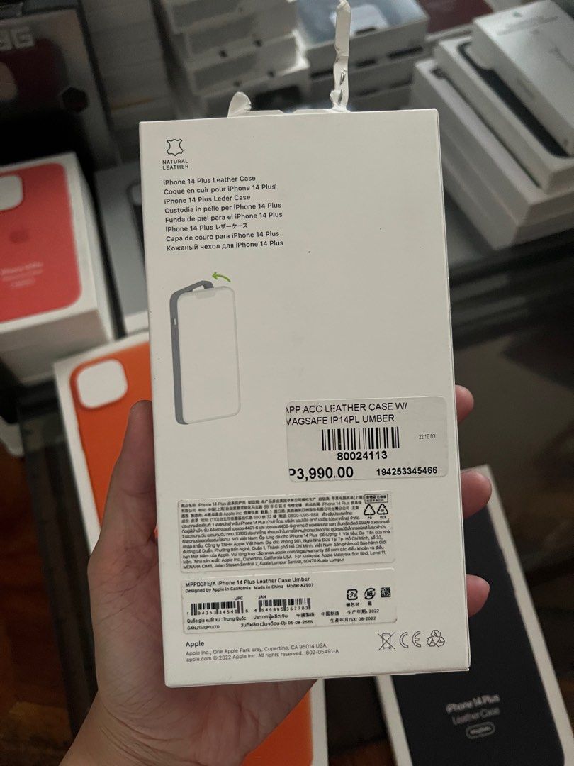 Original Apple iPhone 14 Plus MagSafe Leather Case (Category: Cases & Sleeves) located in Manila. Submitted by razelysonn (Listing ID 1398242716, Image 2). Description: 1,600 each FIXED PRICE.