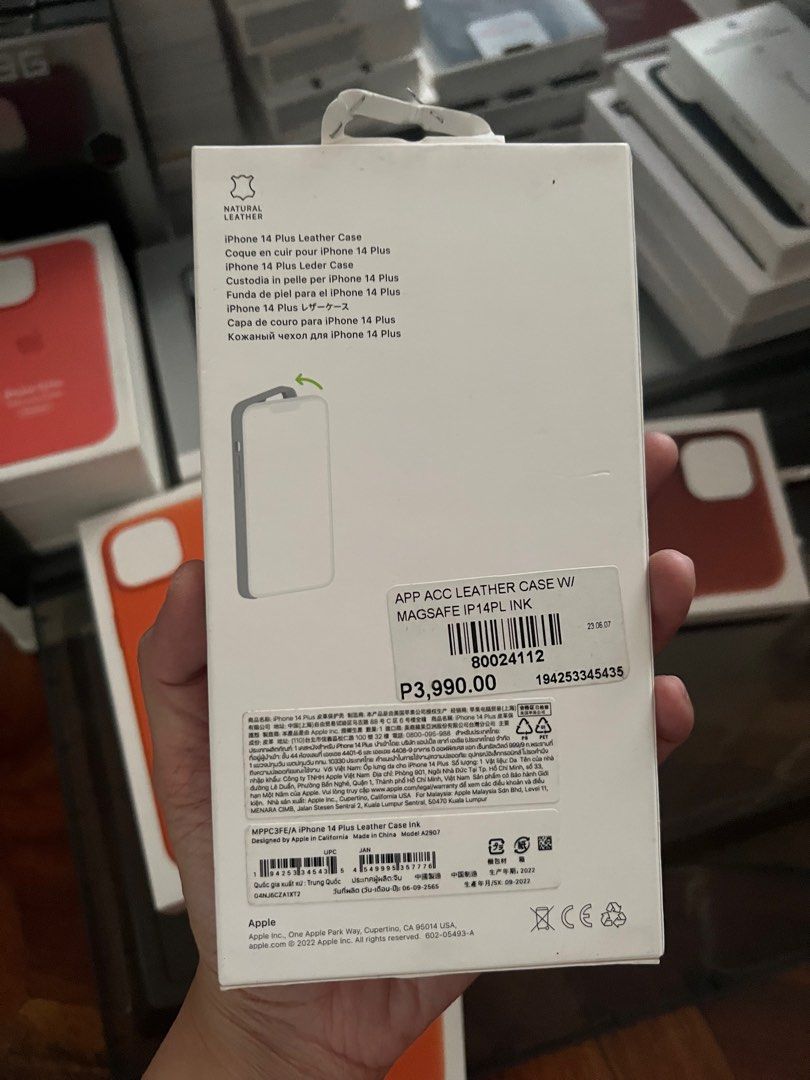 Original Apple iPhone 14 Plus MagSafe Leather Case (Category: Cases & Sleeves) located in Manila. Submitted by razelysonn (Listing ID 1398242716, Image 3). Description: 1,600 each FIXED PRICE.