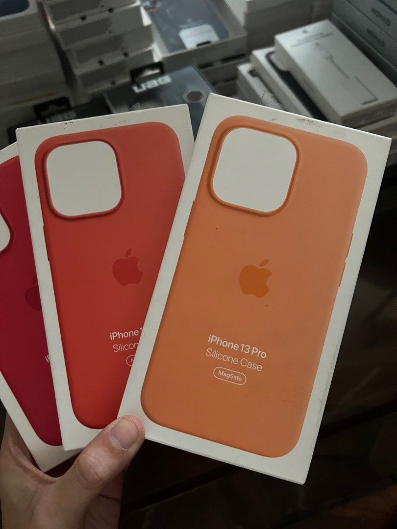 Original Apple Silicone MagSafe Case for iPhone 13 Pro ONLY (Category: Cases & Sleeves) located in Manila. Submitted by razelysonn (Listing ID 1398242551, Image 2). Description: 1,500 each Fixed price.