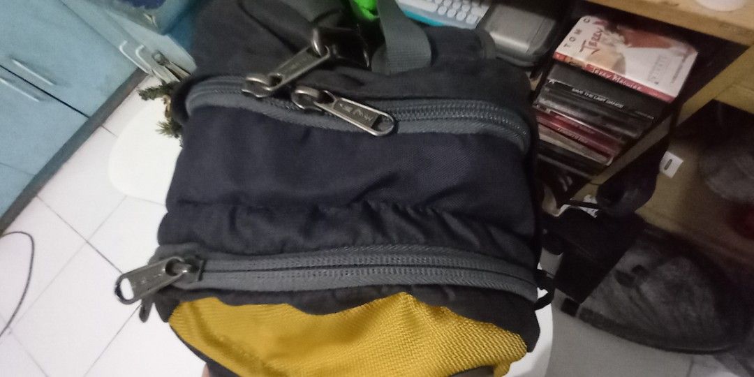Original Hawk Weekender Backpack 48hr bag (Category: Backpacks) located in Taytay. Submitted by decluttering_is_fun_by_dr_a (Listing ID 1398263513, Image 3). Description: unused original backpack for women or kids has laptop sleeve (can fit 13 in) multiple pockets navy blue.