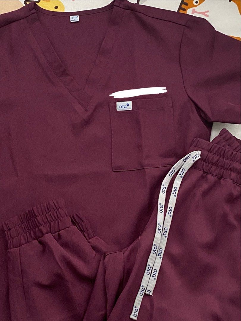 OTG SCRUBS (Category: Activewear) located in Quezon City. Submitted by dan.bam (Listing ID 1398177422, Image 3). Description: OTG SCRUBS - twill fabric Used once only!! Bought this for 1.7k Rfs: color doesn’t suit me & i have too many scrubs already Has embroidery! Otg staff said they remove embroidery names for only 100 php LOCATION: QC can do same day delivery via lalamove & regular shipping through j&t .