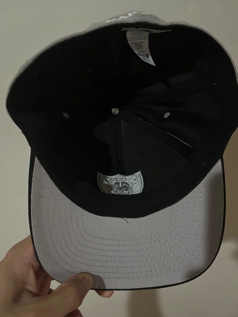 Raiders New Era Hat (Category: Caps & Hats) located in Quezon City. Submitted by _earlb (Listing ID 1398173690, Image 3). Description: New era fitted hat Curved brim All original Never used .