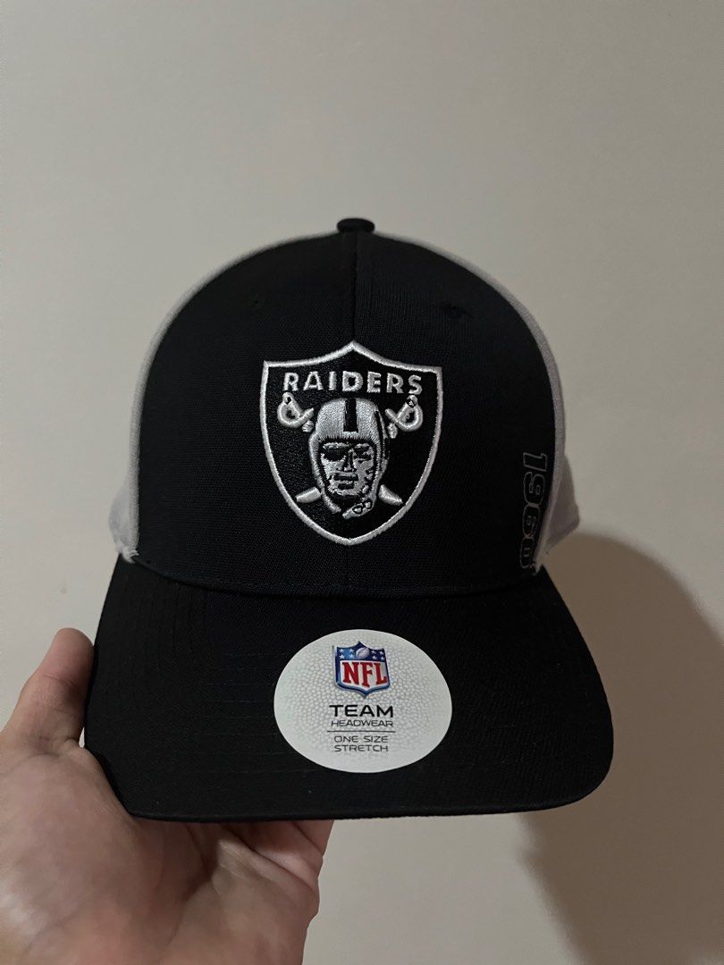 Raiders New Era Hat (Category: Caps & Hats) located in Quezon City. Submitted by _earlb (Listing ID 1398173690, Image 1). Description: New era fitted hat Curved brim All original Never used .