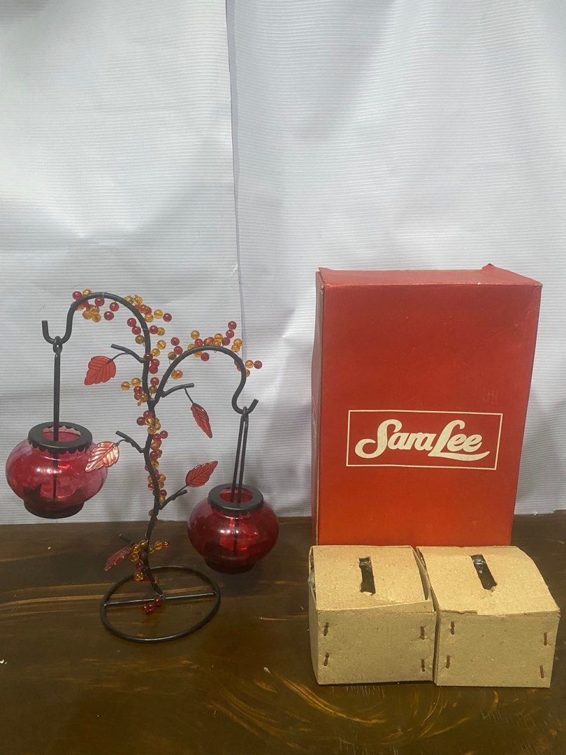 Red Candle Holder (Category: Other Kitchenware & Tableware) located in Manila. Submitted by pinkmoschino (Listing ID 1398330334, Image 1). Description: .