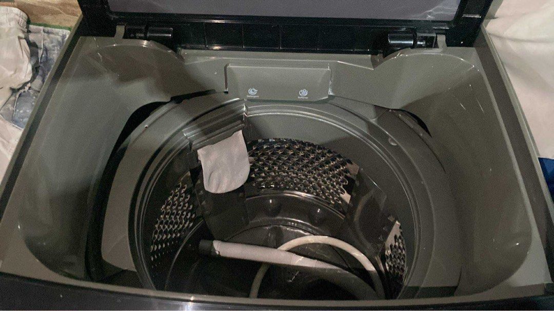 Sharp Top Load Washing Machine 8.0kg (Category: Washing Machines and Dryers) located in Mandaluyong City. Submitted by helloakiii (Listing ID 1398312594, Image 1). Description: - Sharp top load washing machine - 8.0kg capacity - Digital display - Multiple wash cycle options - Includes lint filter and hose - Black and gray exterior - 10-year motor warranty -bought last 2022 RFS: owns also a 9.0kg one which we kept in our apartment in zambales. now