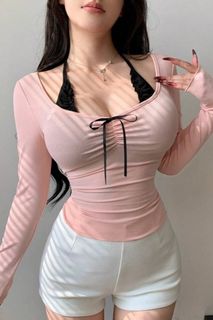 (Category: ) located in . Submitted by imdyingwithclothes (Listing ID 1398310357, Image 1). Description: .